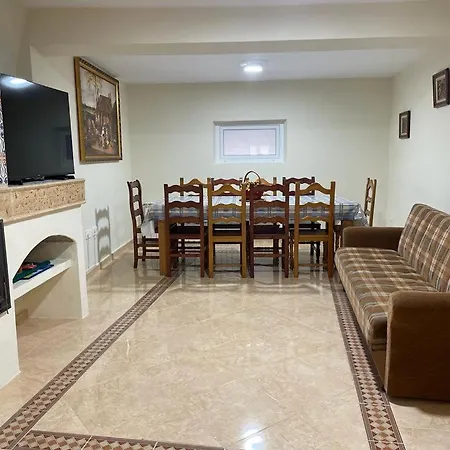 Casa Calderon De Medina Lv Holiday home *